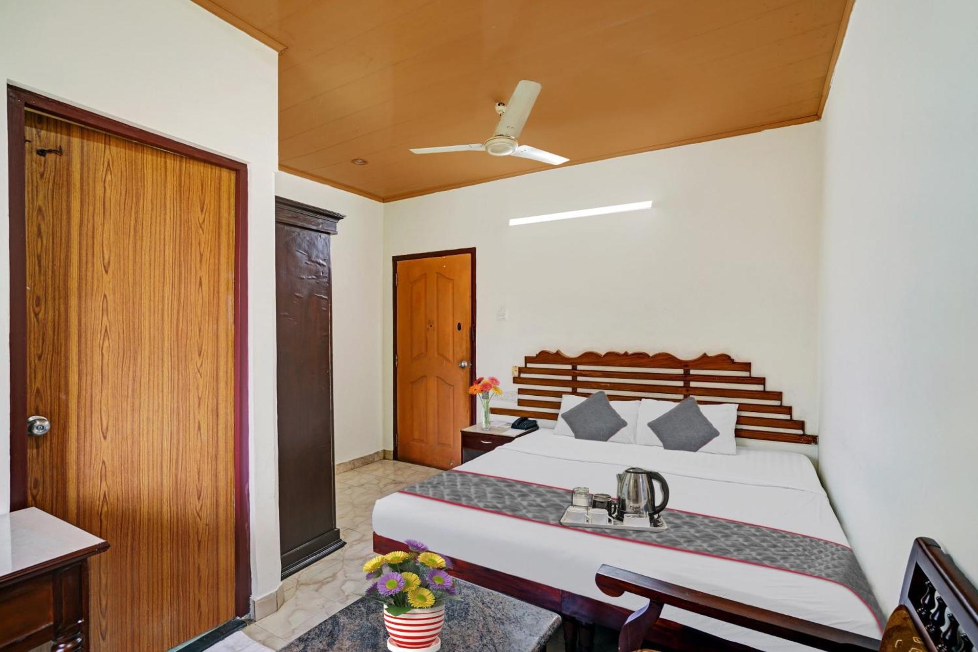 Palette - Pagoda Resorts Alappuzha Exterior foto