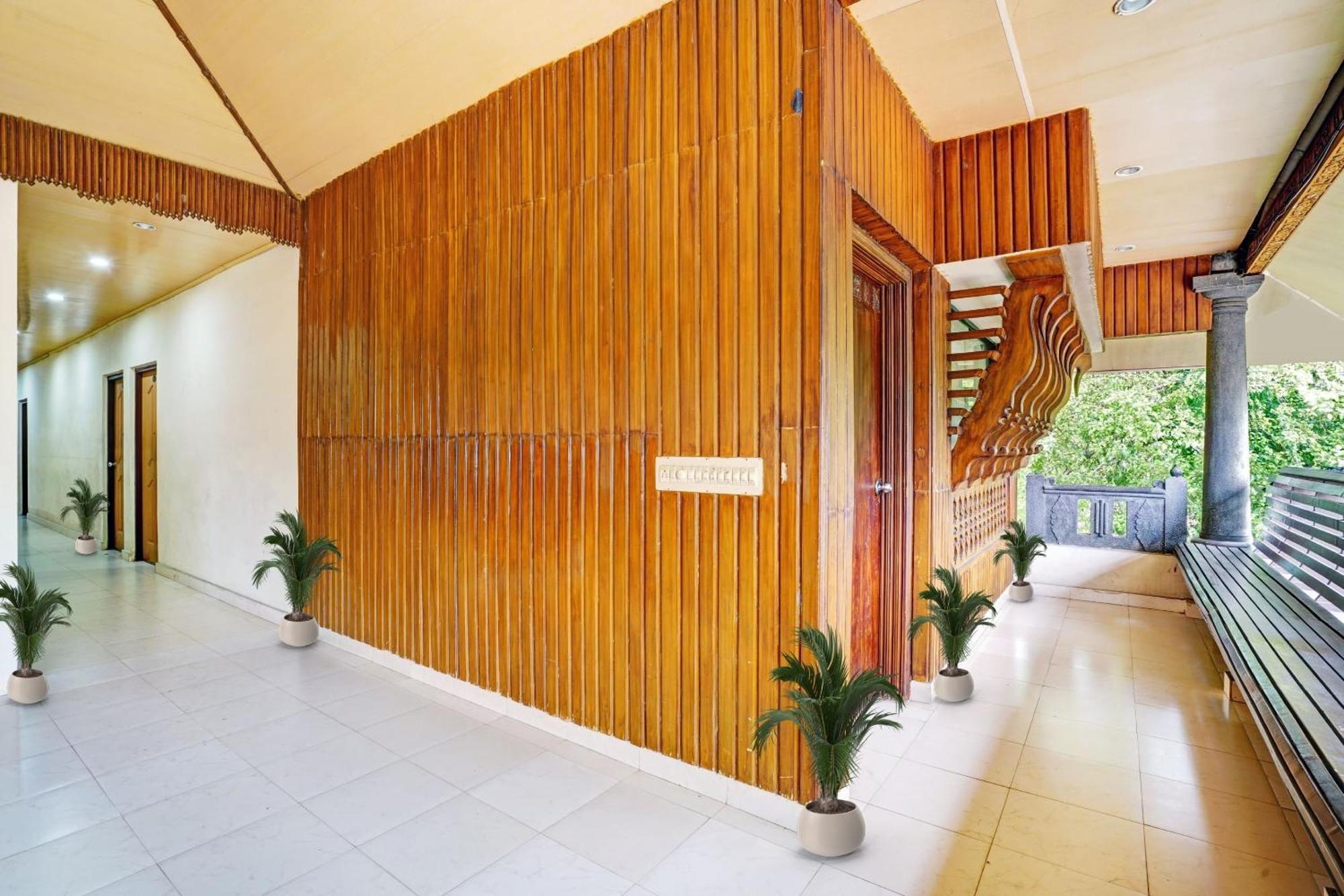 Palette - Pagoda Resorts Alappuzha Exterior foto